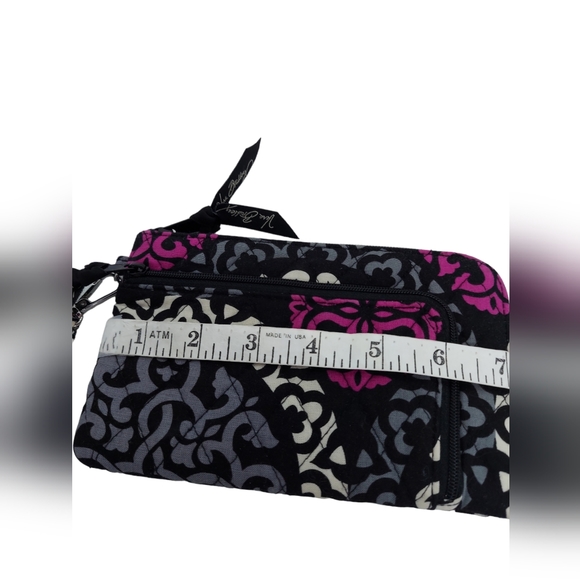 Vera Bradley Wristlet - Picture 7 of 8